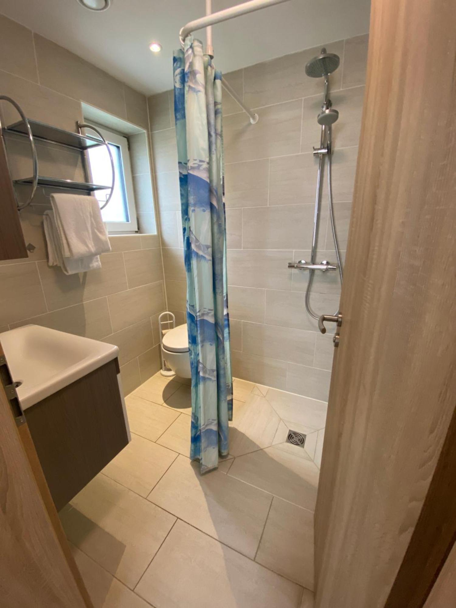 Hotel Mowo Kirchberg Würzburg Esterno foto