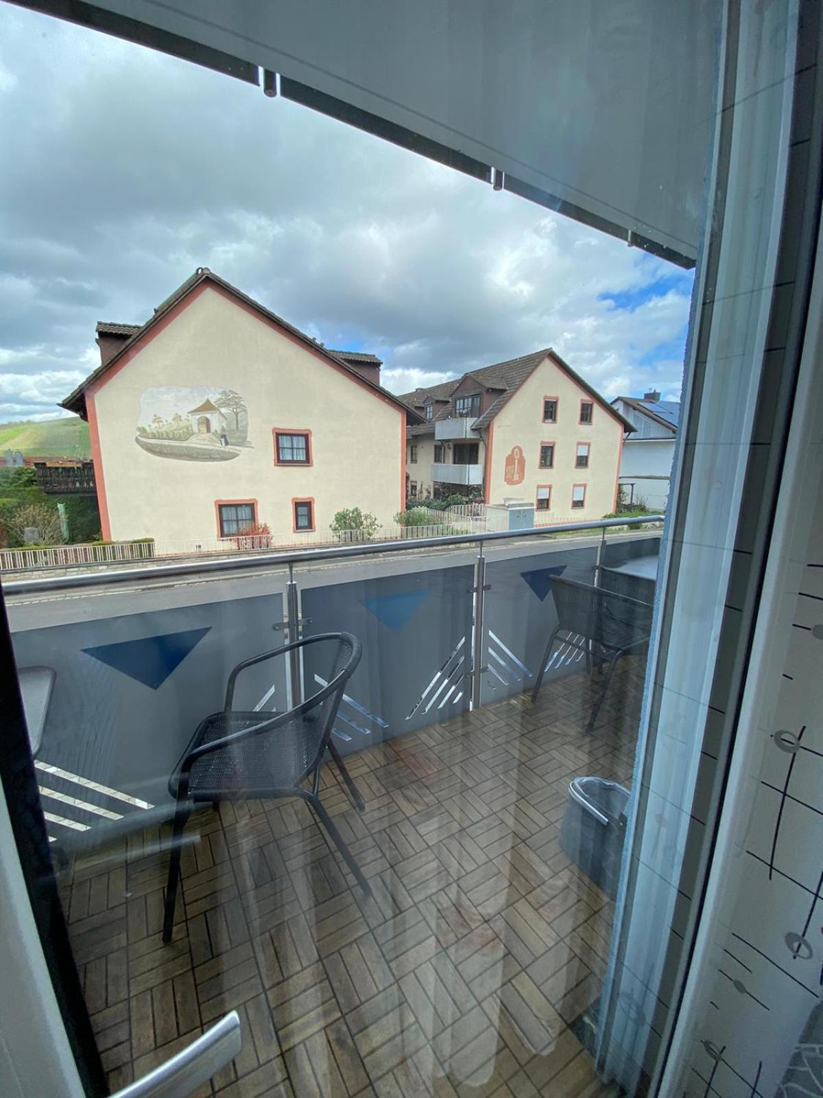Hotel Mowo Kirchberg Würzburg Esterno foto